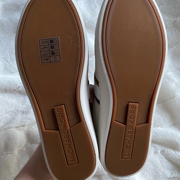 SOLD - Picture 7 of 8